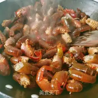 Make Spicy lobster step 6