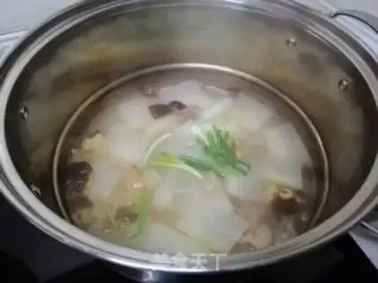Make Pork shrimp rice soup step 4