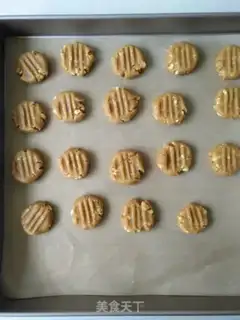 Make Peanut butter cookies step 8