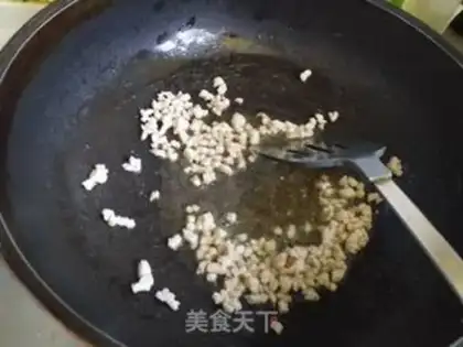 Make Frozen powder with mushroom sauce step 3