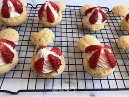 Make Strawberry butter puffs step 12