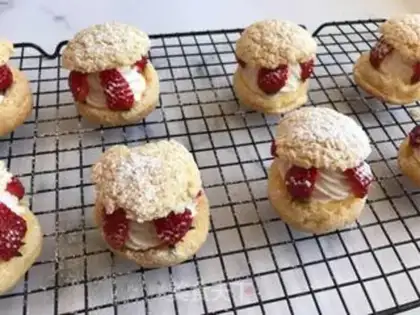 Make Strawberry butter puffs step 13