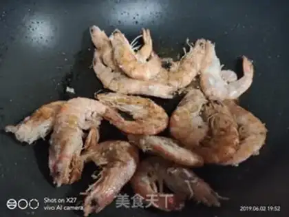 Make Pretzels, prawns step 1