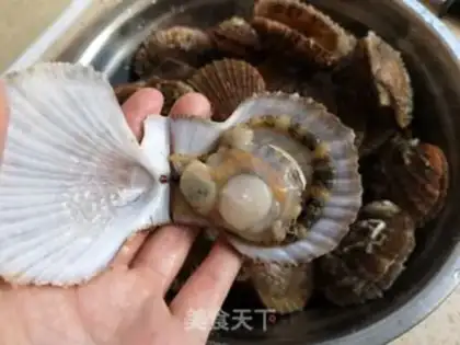 Make Garlic scallops step 0