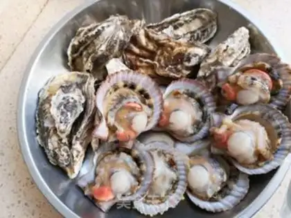 Make Garlic scallops step 1