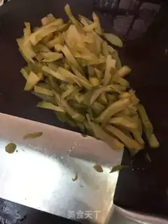 Make Squeeze the meat step 1