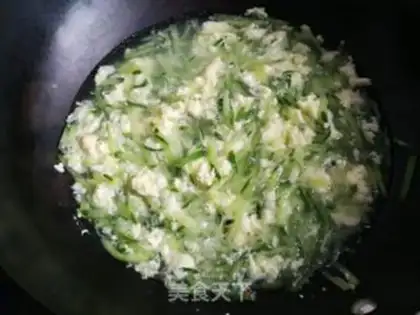 Make cucumber silk egg soup step 4