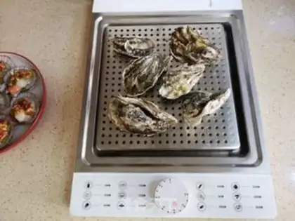 Make Garlic scallops step 8