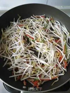 Make The green bean sprouts step 5