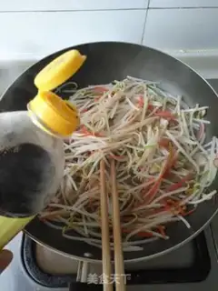 Make The green bean sprouts step 6