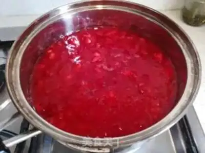 Make Homemade strawberry sauce step 2