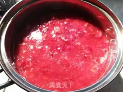Make Homemade strawberry sauce step 3