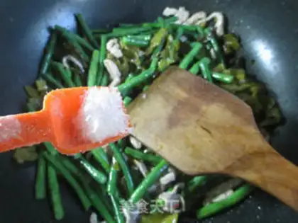 Make Scrambled with beans step 10