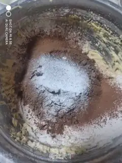 Make Banana chocolate cupcakes step 8