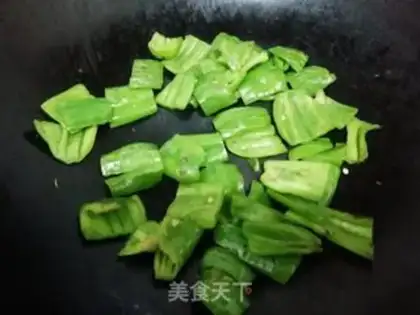 Make Sea peppers and eggs step 2