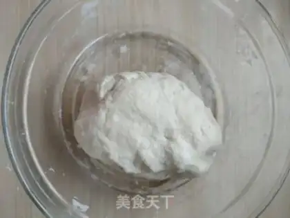Make Red milkshake step 1