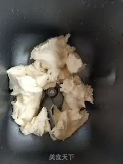 Make Red milkshake step 3