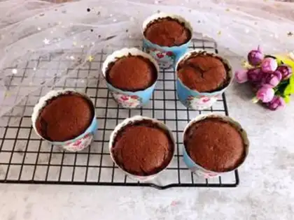 Make Coco cupcakes step 12