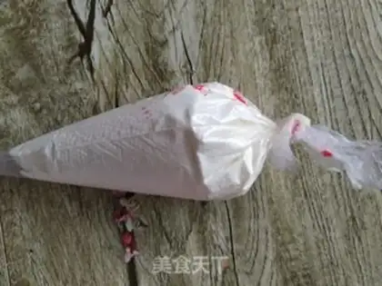 Make Red milkshake step 19