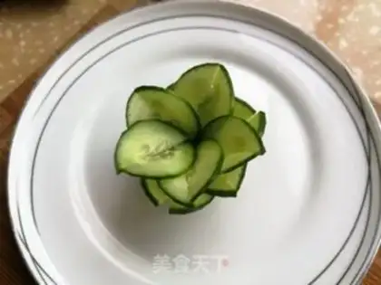 Make cucumber flowers step 5