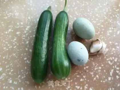 Make cucumber with eggs step 0