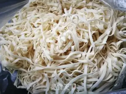 Make Soup noodles step 1