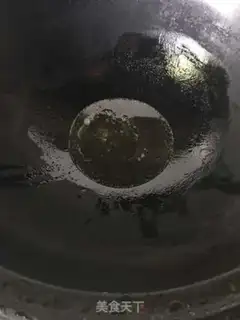 Make Soccer egg noodles step 1