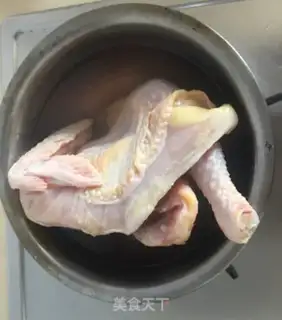 Make Powder chicken soup step 2