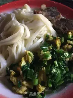 Make Soccer egg noodles step 8