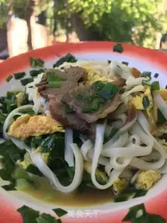 Make Soccer egg noodles step 9