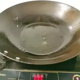 Make Scrambled eggs step 3