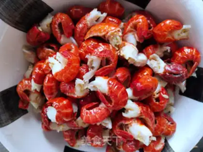 Make Spicy spicy little lobster tail step 3