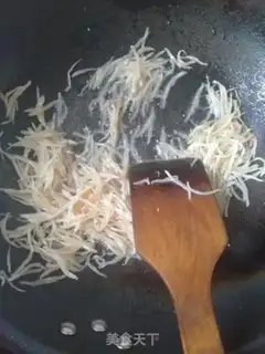 Make Spicy silver fish dry step 4