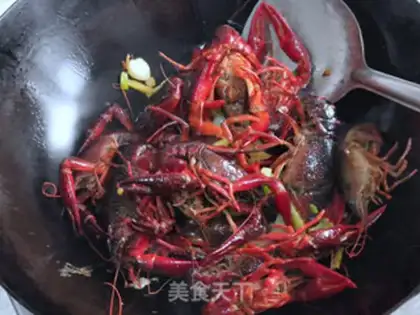 Make Spicy lobster step 4
