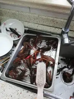 Make Spicy screws, lobster step 0