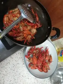 Make Spicy screws, lobster step 2