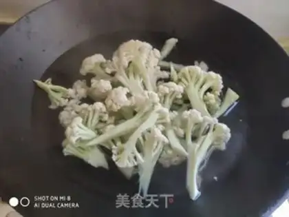 Make Sausage cut flowers step 2