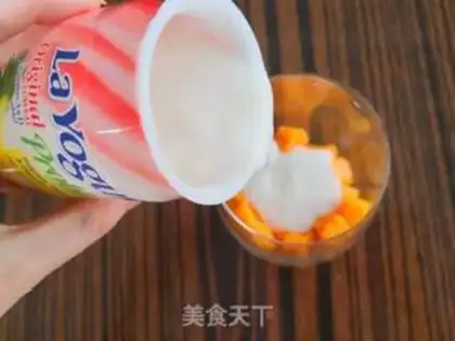 Make Mango yogurt cup step 3