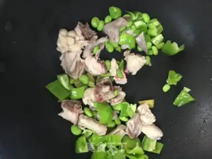 Make Pyramids, fried chickens step 5