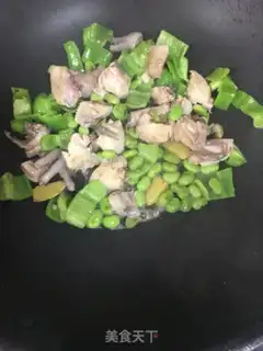 Make Pyramids, fried chickens step 6