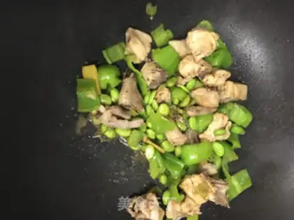 Make Pyramids, fried chickens step 8