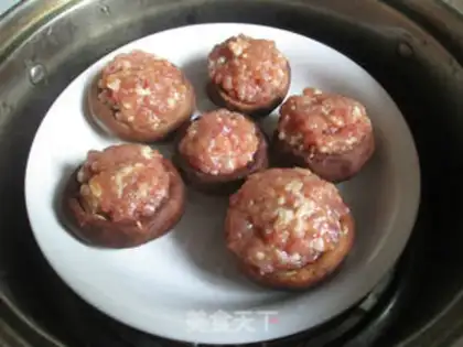 Make Meatloaf makes mushrooms step 11