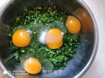 Make Eggs from the casserole step 2