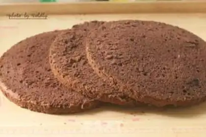 Make Black forest cake step 8