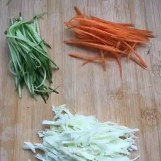 Make Hot sauce noodles step 5