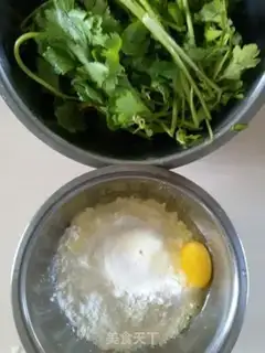 Make Celery-juice pancakes step 0