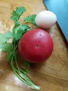 Make Tomato egg soup step 0