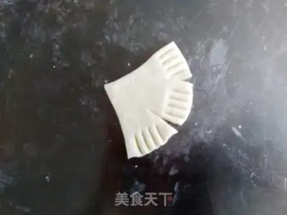 Make Fish buns step 8