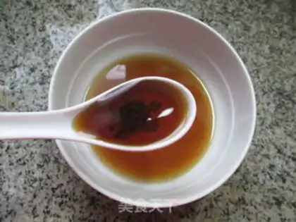 Make Tiger-skinned quail egg with beans step 2