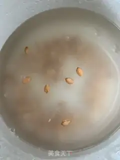 Make Peanut rice congee step 1